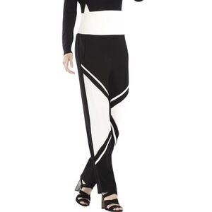 BCBGMAXAZRIA Women’s Black and White Wide Leg Pants with Geometric Design